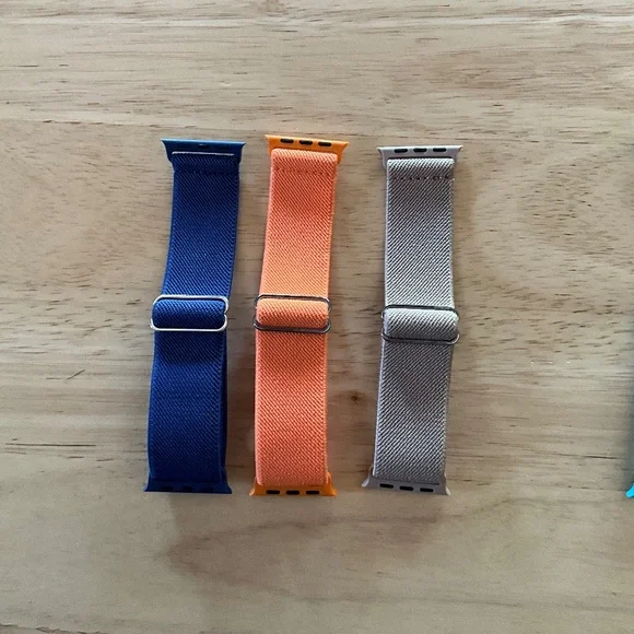 6 Apple Watch bands - Picture 2 of 4